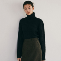 얀써틴 RIB CABLE TURTLENECK KNIT_BLACK (9390707)
