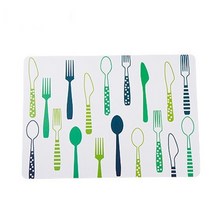 식탁매트 40x28cm PVC 코스터, 4개 팩, 녹색 식기