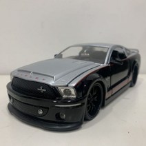 다이캐스트 피규어 1:24 포드 머스탱 GT500KR 셸비 합금 자동차 및 감 차량 수집 생일 선물, Silver Black