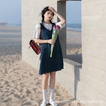 멜빵원피스 멜빵원피스 진청 빈티지 데님 멜빵 여성원피스 2021여름 루즈핏 날씬하고어려보이는 짧은스커트