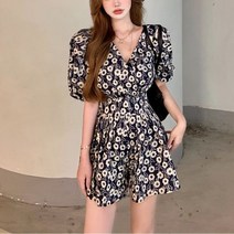 휴양지룩 반바지수트 점프수트 원피스 백리본 미니 벌룬소매 비치웨어 여름원피스 점프슈트 브이넥 여름