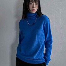 매드시스터 위니 라운드 루즈핏 터틀니트 비비드