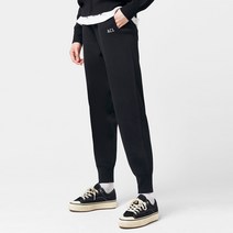 아키클래식 스탠다드 핏 프리미엄 니트 트레이닝팬츠 블랙 외