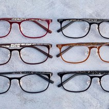 모아앤모아EMD4179 심플하고 슬림한 울템 스프링코남자여자안경테 뿔테