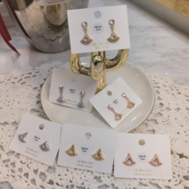 은침 스와로브스키 부채꼴 귀걸이 모음