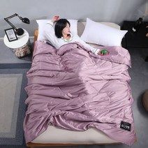 프리미엄모달호텔침구 이블 극세사이불 세사 패드 여르이불 럭셔리 에뮬레이션 실크 퀼트 퀼트 퀸 하이 엔드 봄 새틴 퀼트 기계 세척 부드럽고 편안한 얇은 이불