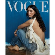Vogue USA (월간) : 2022년 4월
