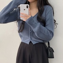데이위드미 / 브이넥 크롭 퍼프 아이보리 소라색 하찌 가디건