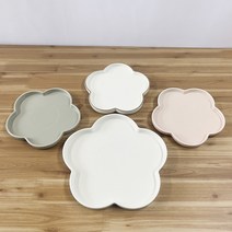 조샙하우스 꽃모양 도자기그릇 플라워접시 2사이즈, 골드라인