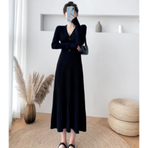 엔템 V넥 니트 플리츠원피스