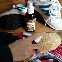 운동화 미끄럼 방지 120ml 스프레이 방지제 감소 신발 밑창 실내화 체육관 마루 바닥 논슬립 실내 운동 방지액 배드민턴장 농구장 탁구장 휴대용 간편 용품 미끄러움 미끄러짐 안전