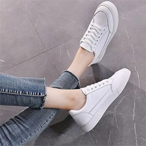 [코지23] 여자 캐주얼 깔끔한 코디 정석룩 스트릿 패션 스니커즈