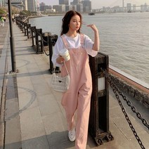 핑크색 오버롤 멜빵바지 와이드 팬츠 배기핏 통바지 점프수트