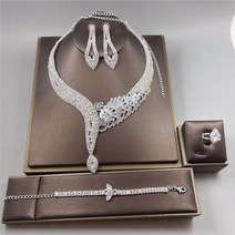 유럽과 미국의 패션 럭셔리 지르콘 목걸이 귀걸이 팔찌 반지 세트 모조 다이아몬드 목걸이 세트 신부 웨딩 쥬얼리