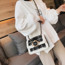 0 velys 퀼팅 락 버클 크로스백 BAG1376