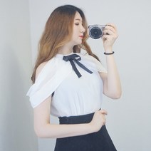 리피니피 오프숄더 쉬폰 레이스 화이트 블라우스