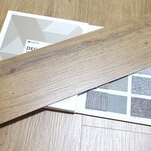 S16 친화적데코타일 LG 하우시스정품 3T두께 우드비점착 180mm920mm(20장)