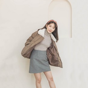 핑크파인애플 URBAN A-LINED SKIRT