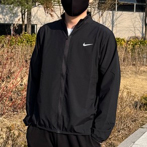 [국내매장판] 나이키 NIKE 폼 드라이 핏 다용도 재킷 블랙 윈드러너 기본 러닝 운동 경량 스포츠 바람막이