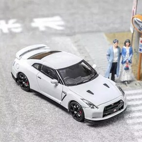 FH 1:64 닛산 GT-R (R35) - 화이트 (후드 오픈), 1개