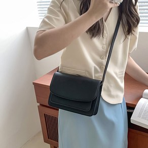 여성 크로스백 가죽 심플 스퀘어 세련된 데일리백 숄더백 Women's Cross Bag