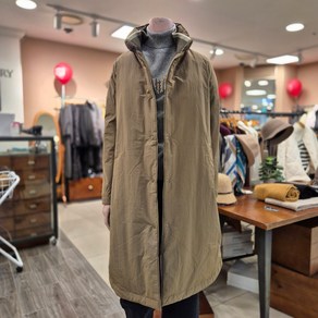 BCBG 니트배색 사시다운 점퍼 _ B4D9Y941 72 [M/BEIGE]