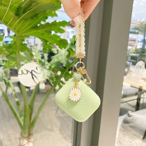 Sinsoledad Cute Green AirPods 1/2 and Pro Case with Little Daisy Keychain 귀여운 초록색 케이스 국화 열쇠 고리