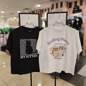 더데이걸 [동아백화점 수성점] SS시즌 여름 여아 아동 주니어 심플한 라운드넥 고양이 레터 프린팅 데일리 쿨링 박시핏 반팔 티셔츠 TGRP25304-01