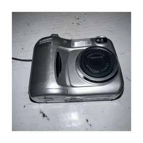 니콘 COOLPIX 2100 2.0MP 디지털 카메라 실버 레트로 빈티지