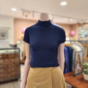 BCBG [올앤선드리] A플리츠 반넥 블라우스 블라우스_ A4M3G471 55 [NAVY]