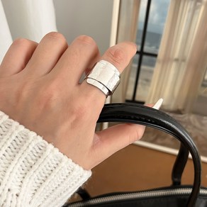 Tilova 유니크 와이드 밴드 반지 볼드 레트로 기하학적 불규칙 디자인 여성 패션 검지링
