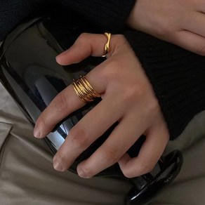 Tilova 황동 진금 도금 미니멀 기하학적 라인 반지 - 시크한 북유럽 스타일 인덱스 링