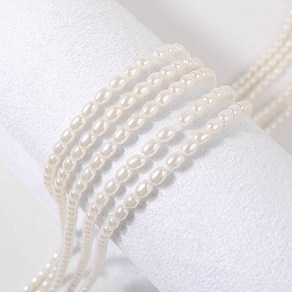 비즈아이 [6080-01]글라스진주 쌀알 3x4mm 크림화이트 1줄(약95개)