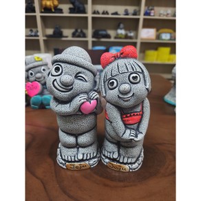 Jeju(제주) 돌하르방 프로포즈(Love) 장식인형(14cm x 15.5cm)