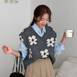 린다샵 니라울 빅플라워 패턴 박시 알파카 니트 조끼 cpvt1295k4a