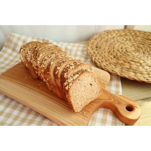 우리밀 100% 통밀빵 (무설탕 무방부제 비건 식사빵), 600g, 1개