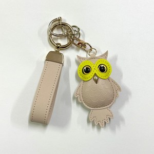 다나모인 행운 부엉이 가죽 키링 키홀더 차키홀더, 베이지