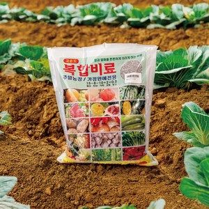 복합비료3kg 고추 배추 15평 사용 밑거름 텃밭 거름 원예복합 채소 완효성 비료, 1개