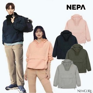 네파_NEPA_ 공용 간절기 일상복 활용가능 패커블 기능으로 캠핑 또는 라이트 아웃도어 활동 시 활용도가 높은 브리즈 틴트 후디 아노락 자켓_7KC0661