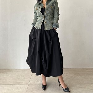 네모엔룩 패널셔링 여성용 언밸런스 주름 불규칙패턴 허리밴딩 볼륨 A라인 플레어 스커트