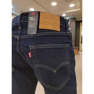 리바이스 무료배송!! 스판 짱짱!! 힙과 허벅지가 편안한 워싱없는 인디고 진청바지!! LEVI'S 502 레귤러 테이퍼드핏 청바지[NC불광]