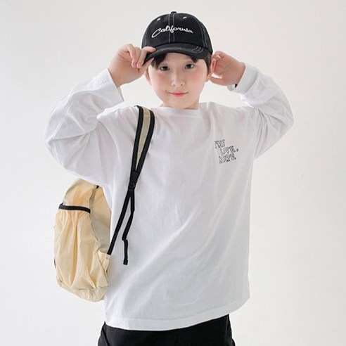 베리클로젯 러브 모어 긴팔 티셔츠