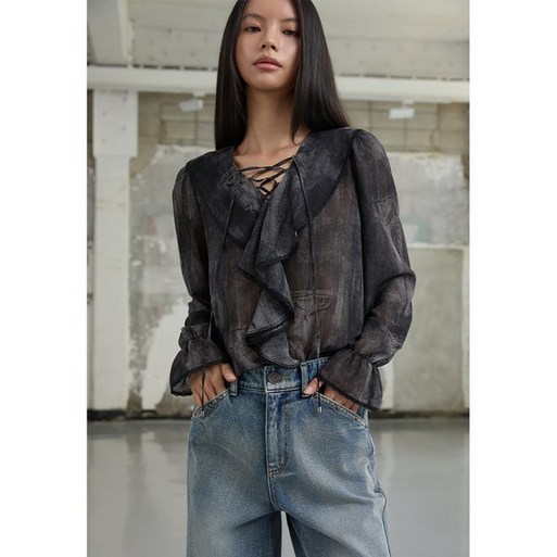 에고이스트 BLUE LABEL 러플 레이스업 블라우스 ER3OBL01 924035