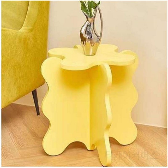 사이드테이블 구스타프웨스트맨 구름 조약돌 웨이브 침대탁자 브리튼 아크릴 캐릭터 리프트업