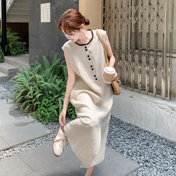 여름 신상 아몬드색 린넨 면 민소매 롱원피스 루즈핏 슬림 트임 여성 원피스