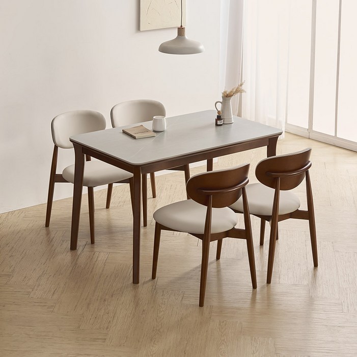 라로퍼니처 플레인 1250 포세린 통 세라믹 4인 고무나무 원목 식탁 세트