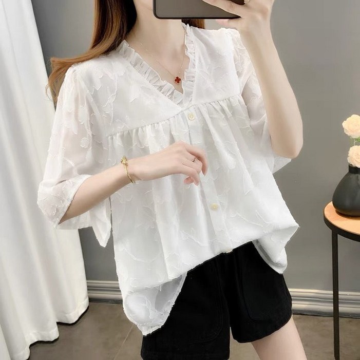 쩐쿠 여름 여성 레이스 브이넥 빅사이즈 단추 프릴 블라우스 8100 쩐쿠 여름 여성 레이스 브이넥 빅사이즈 단추 프릴 블라우스 8100