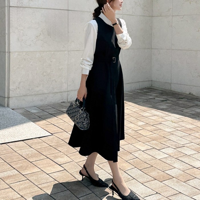 데일리앤 베를린 뷔스티에 플레어 벨트 세트 하객룩 원피스 지퍼 레이어드 봄 가을 사계절