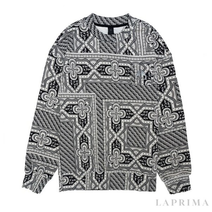 무스너클 명품무스너클 반다나 프린트 맨투맨 M13US664 1124 M13US6641124