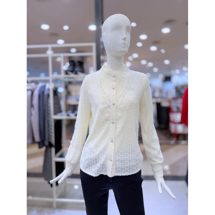 크로커다일레이디 레이스넥 케이블 니트 블라우스 OHCWBL102_NC엑스코점
